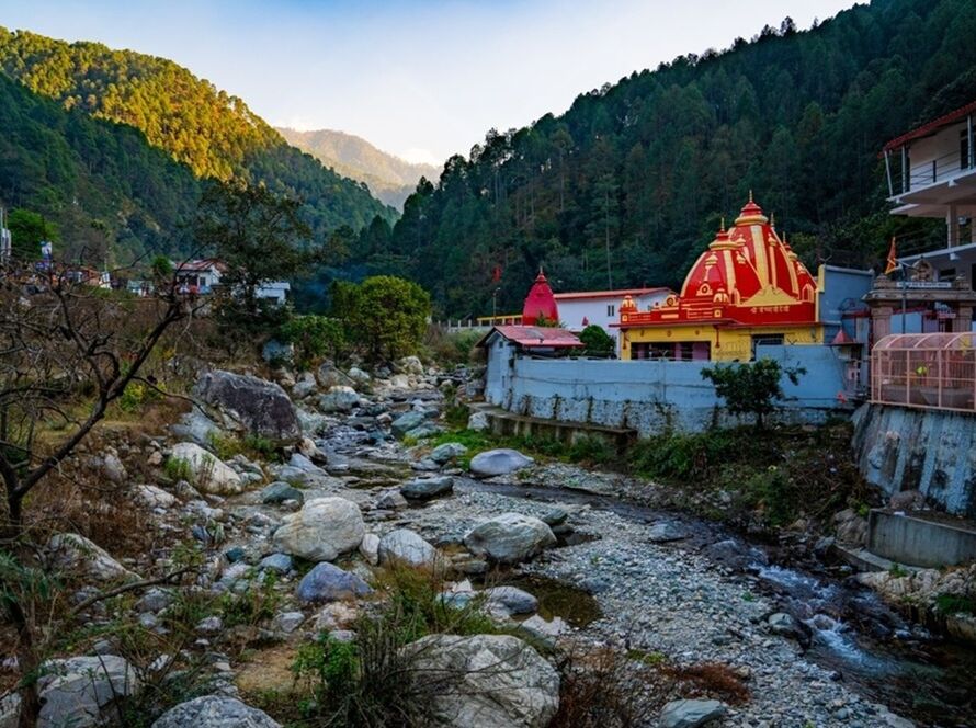 neem karoli baba uttarakhand